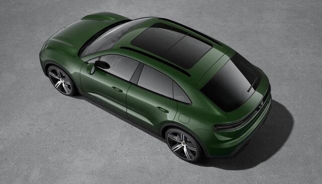 Porsche MACAN 4