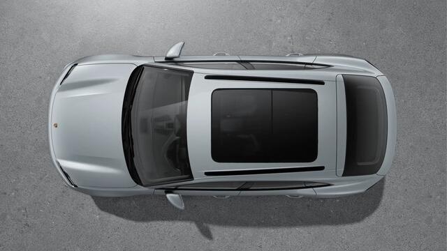 Porsche MACAN 4