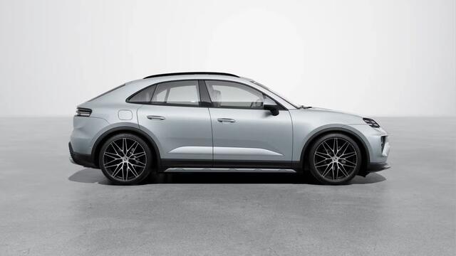 Porsche MACAN 4