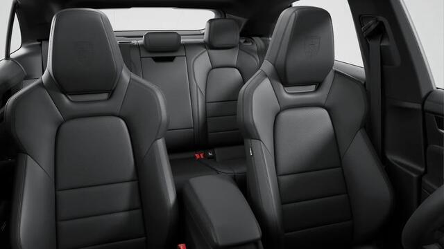 Porsche MACAN 4