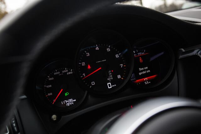 Porsche MACAN 2.0