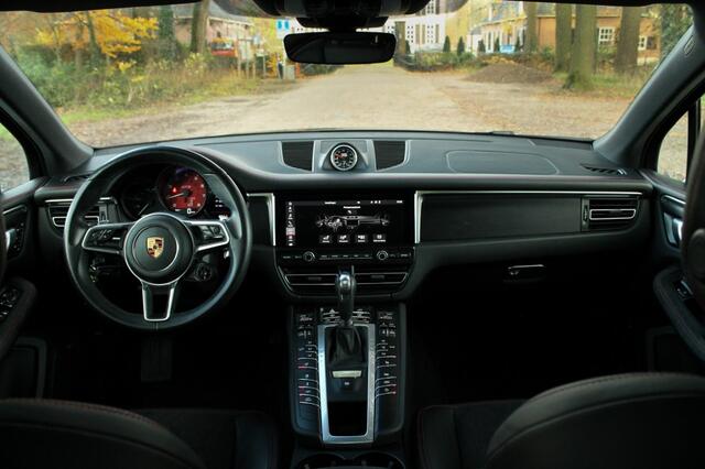 Porsche MACAN 2.9 GTS - 1e eigenaar - Pano - PDLS+ - BOSE Sound