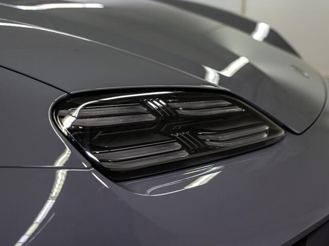 Porsche MACAN Turbo