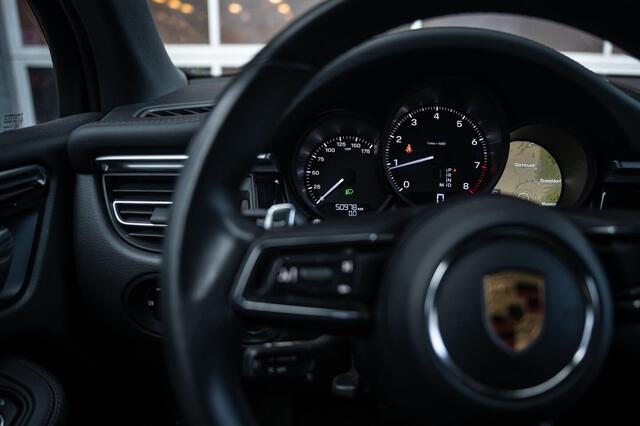 Porsche MACAN 2.0 Nieuw model, Leder, Navi, 21LM, Sport Chrono, elektrische stoelen, Black line