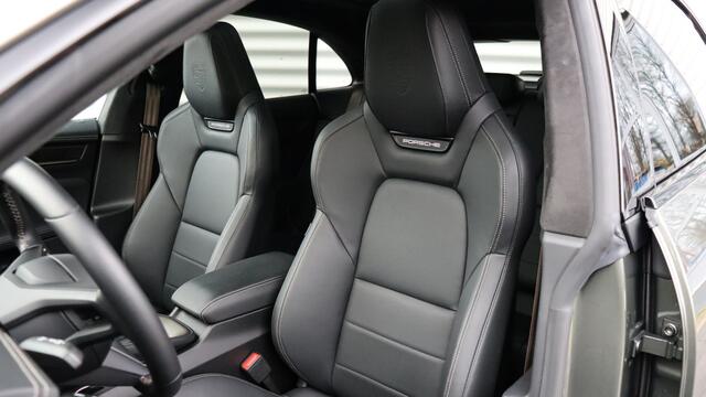 Porsche MACAN Turbo | Head-up | InnoDrive | Achterasbesturing | Panoramadak | BOSE Sound | Matrix LED