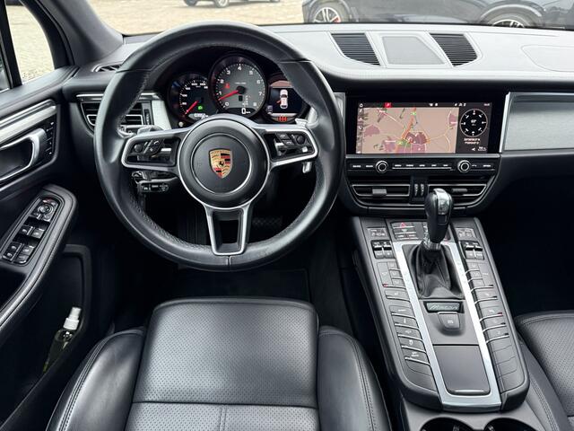 Porsche MACAN 3.0 S Luchtvering Panoramadak ACC LED Standkachel Trekhaak Luchtvering Carplay DAB Comfortstoelen BOSE Soundsystem 360 Graden Camera Vol