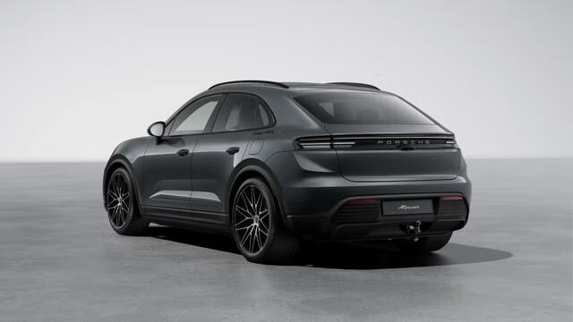 Porsche MACAN 4