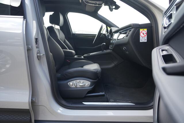 Porsche MACAN 2.9 S 381pk Panoramadak/Stoelverwarming/Camera