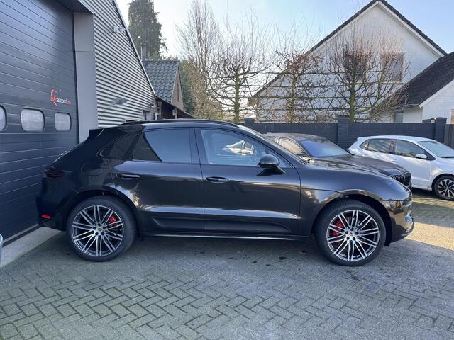 Porsche MACAN 3.6 Turbo | Sport Chrono | Panoramadak | Camera | Carbon | Stoelventilatie/Verwarming |