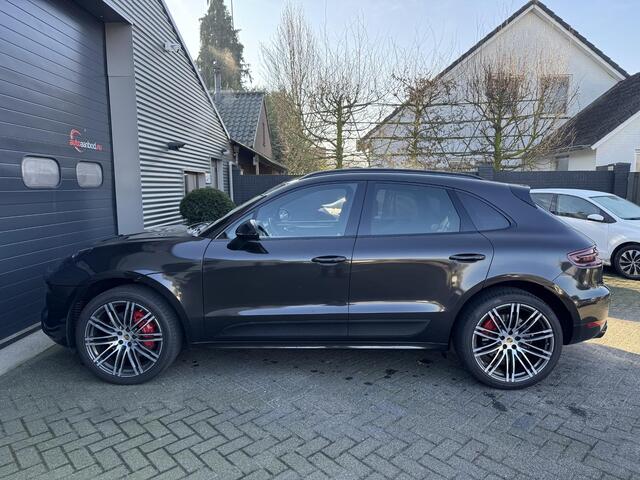 Porsche MACAN 3.6 Turbo | Sport Chrono | Panoramadak | Camera | Carbon | Stoelventilatie/Verwarming |