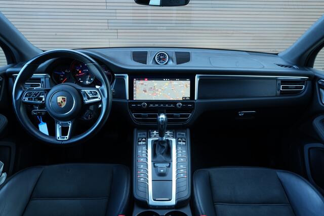 Porsche MACAN 2.9 GTS Luchtvering | Panorama | Sport Chrono | Sportuitlaat |