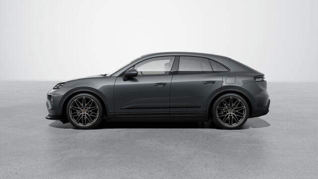 Porsche MACAN 4