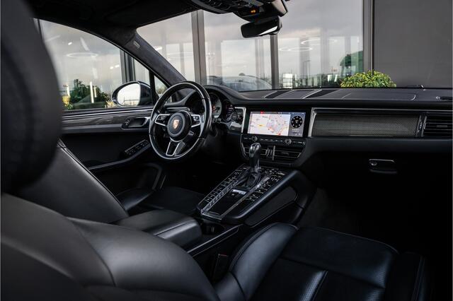 Porsche MACAN 3.0 S - Facelift l Carbon l Alcantara Hemel l Panorama | Luchtv. | Elek. Trekhaak