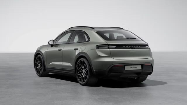 Porsche MACAN 4