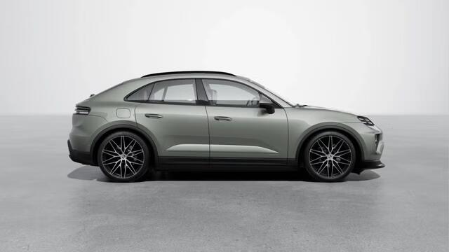 Porsche MACAN 4