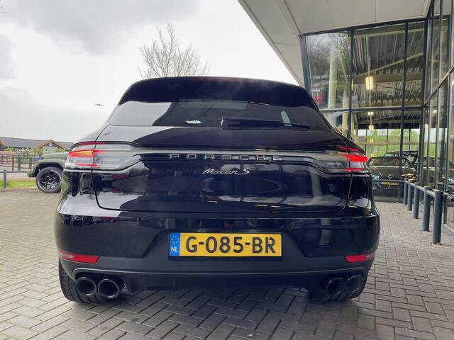 Porsche MACAN 3.0 S | Nw model | Volleder | Luchtvering | Carbon | Pano | Voor en Achterzetels verw | Elek Trekhaak | Bose | SportChrono | Org NL