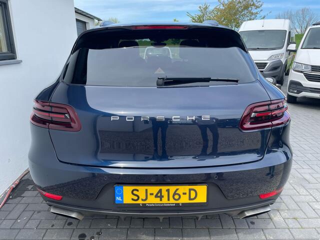 Porsche MACAN 2.0 252 pk /1e-Eigenaar/ BTW-Auto/ Dealer.Ond/ Pano-Dak/ Luchtvering/ Adap.Cruise/ Keyless/ 21'' LMV