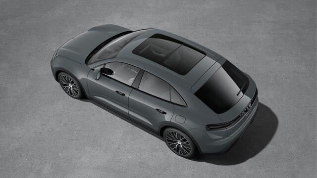 Porsche MACAN 4