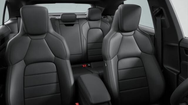 Porsche MACAN 4