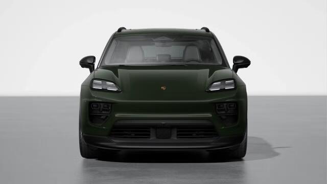 Porsche MACAN 4