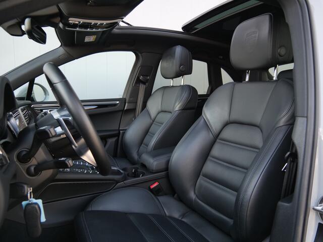 Porsche MACAN 2.0 245pk PDK Automaat Schuifdak / Elektrische stoelen/ Sport chrono / Apple carplay