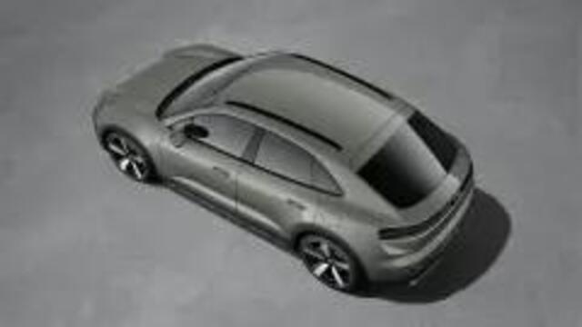 Porsche MACAN 4