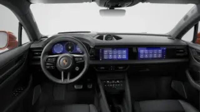 Porsche MACAN 4
