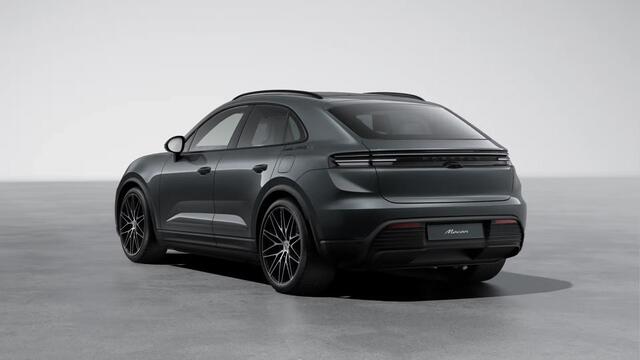 Porsche MACAN 4