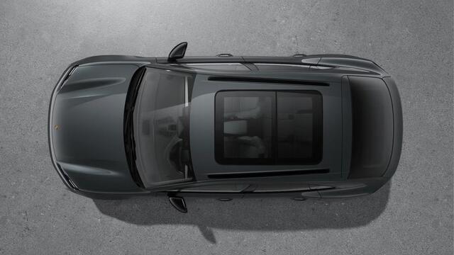 Porsche MACAN 4