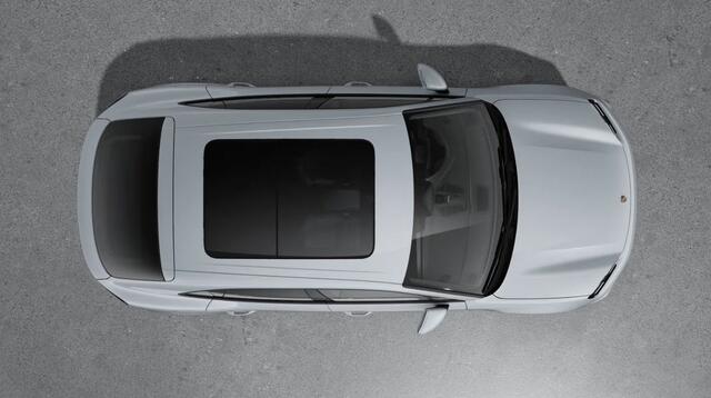 Porsche MACAN 4