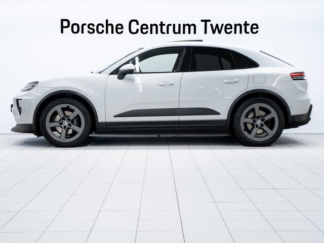 Porsche MACAN 4