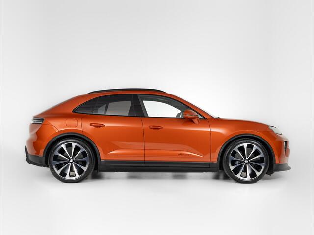 Porsche MACAN 4
