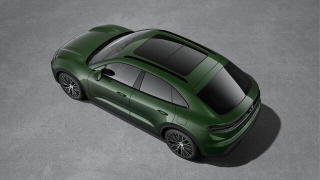 Porsche MACAN 4