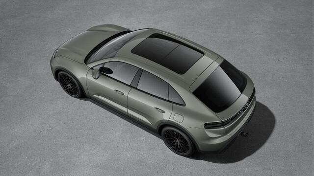 Porsche MACAN 4