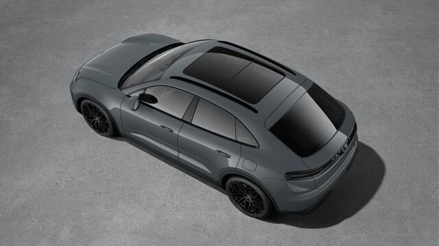 Porsche MACAN 4