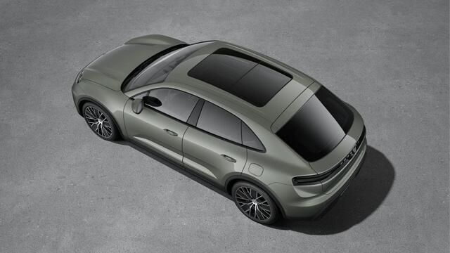 Porsche MACAN 4
