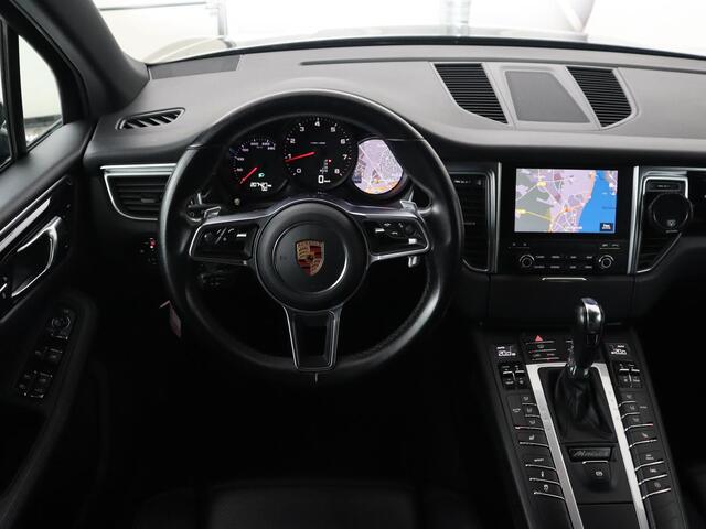 Porsche MACAN 2.0 | GTS Pack | Panoramadak | Bose | Carplay | Camera | 18 voudige sportstoelen | Stoelverwarming | Trekhaak | Navigatie | Leder | Memory | DAB+ | 21'' Turbo velgen