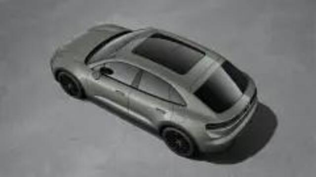 Porsche MACAN 4