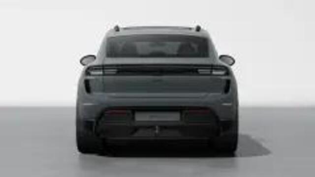 Porsche MACAN Turbo
