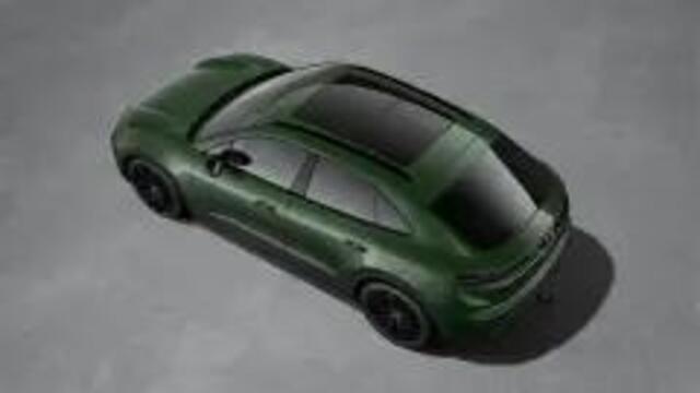 Porsche MACAN 4