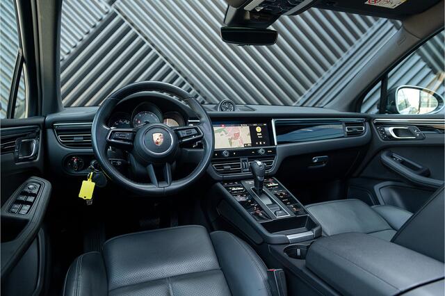 Porsche MACAN S 2.9 NW Model ACC Chrono Panodak Luchtv. Trekhaak Camera Memory