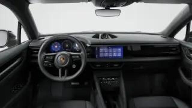 Porsche MACAN 4