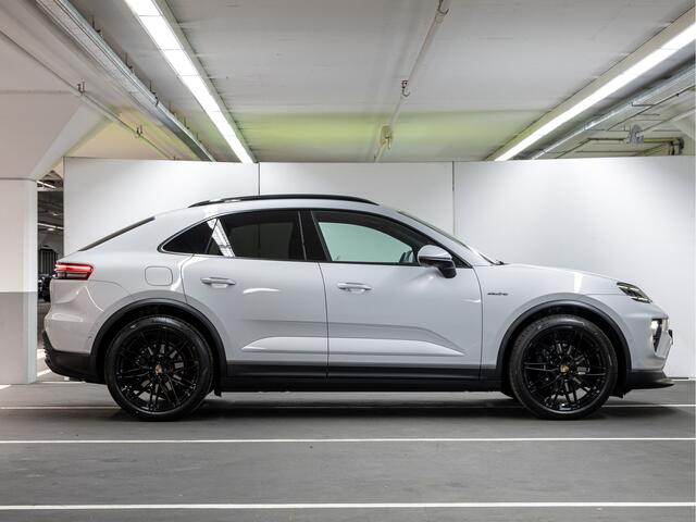 Porsche MACAN 4