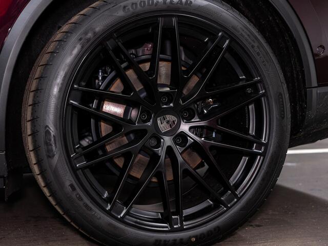 Porsche MACAN Turbo 100 kWh