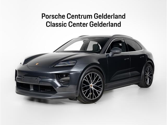 Porsche MACAN 4