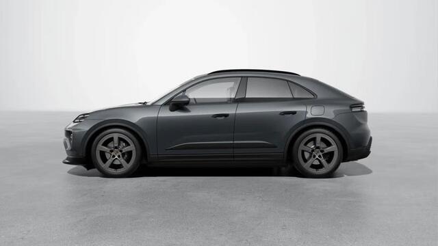 Porsche MACAN 4