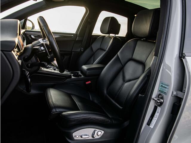 Porsche MACAN 2.0 245Pk Pano Facelift 21 Inch Krijtgrijs