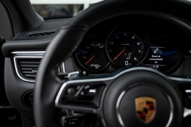 Porsche MACAN 2.0 | Panorama | Luchtvering | Leder | Cruise control | Elek. stoel | Apple carplay | Dealeronderhouden | 20' inch |