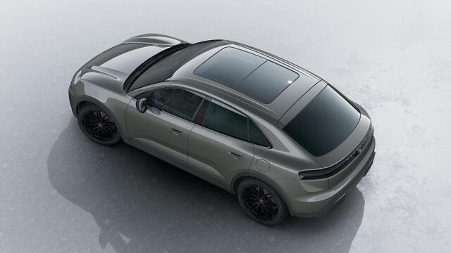 Porsche MACAN 4