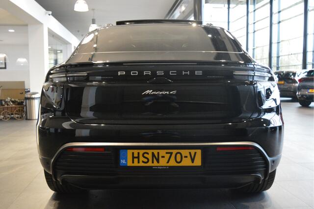 Porsche MACAN 4 100 kWh navi pano cruise camera sport chrono 20 inch !!